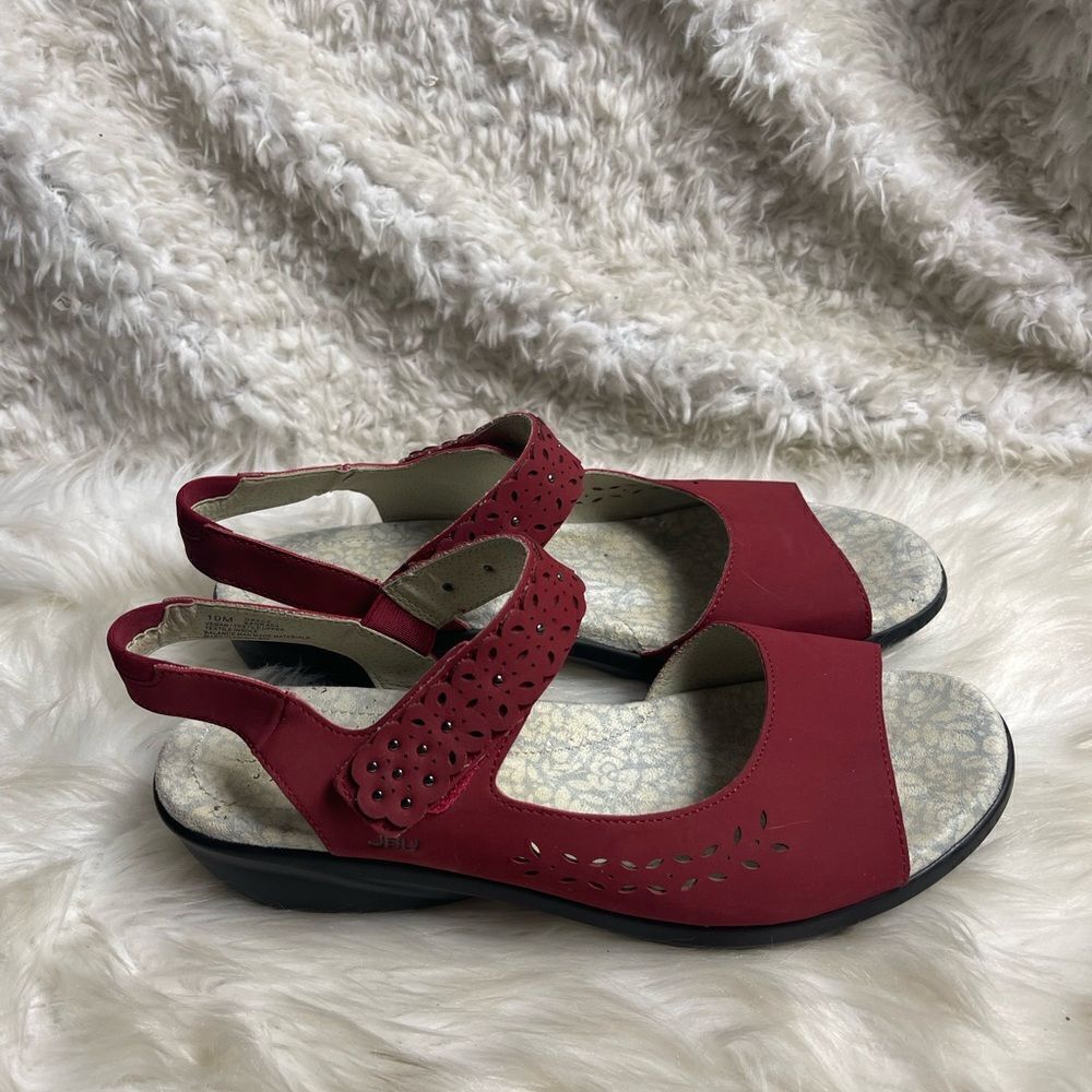 JBU Grace vegan textile red sandals petals cut out closure strap SZ10M